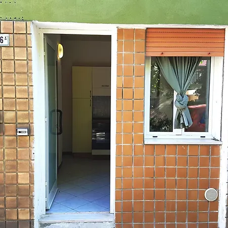 Cangini Διαμέρισμα *